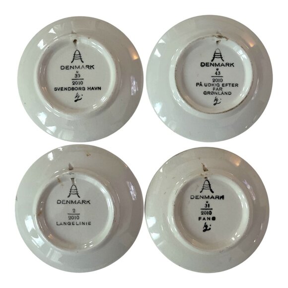 4 Royal Copenhagen Miniature Blue & White Plate Ornaments – Denmark Scenic Serie - Picture 2 of 3